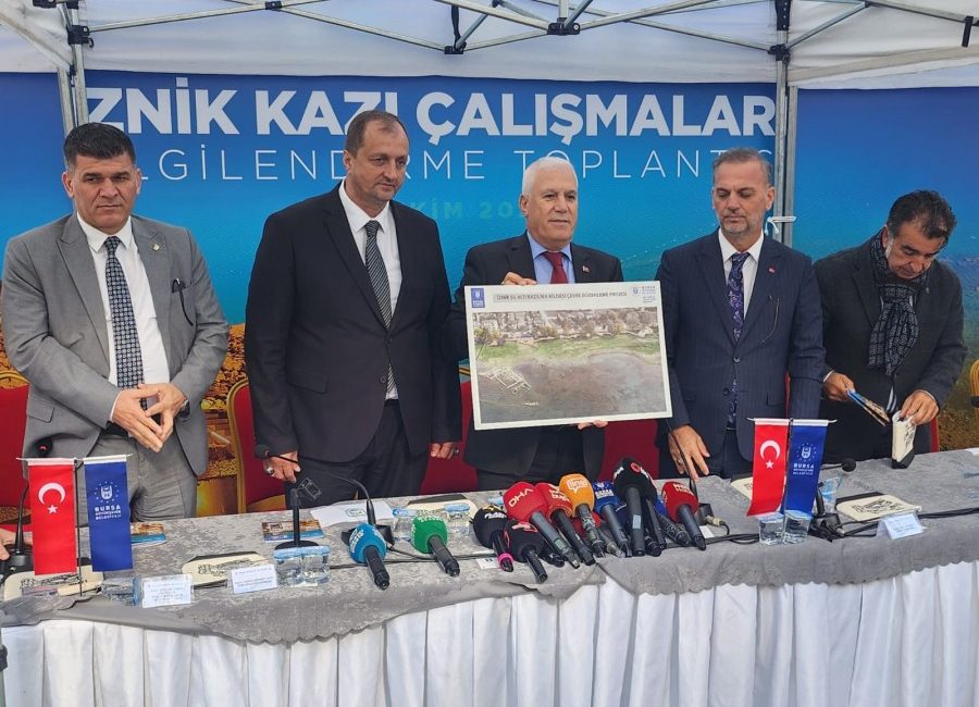 İznik kazıları bilgilendirme toplantısında