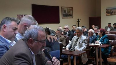 Bursa'nın Orhangazi ilçesinde bugün yapılan Kasım ayı belediye meclisinin 2'nci