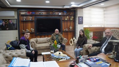 Belediye Başkanı Bekir Aydın, Lise 9. sınıf öğrencileri Serra Kaya