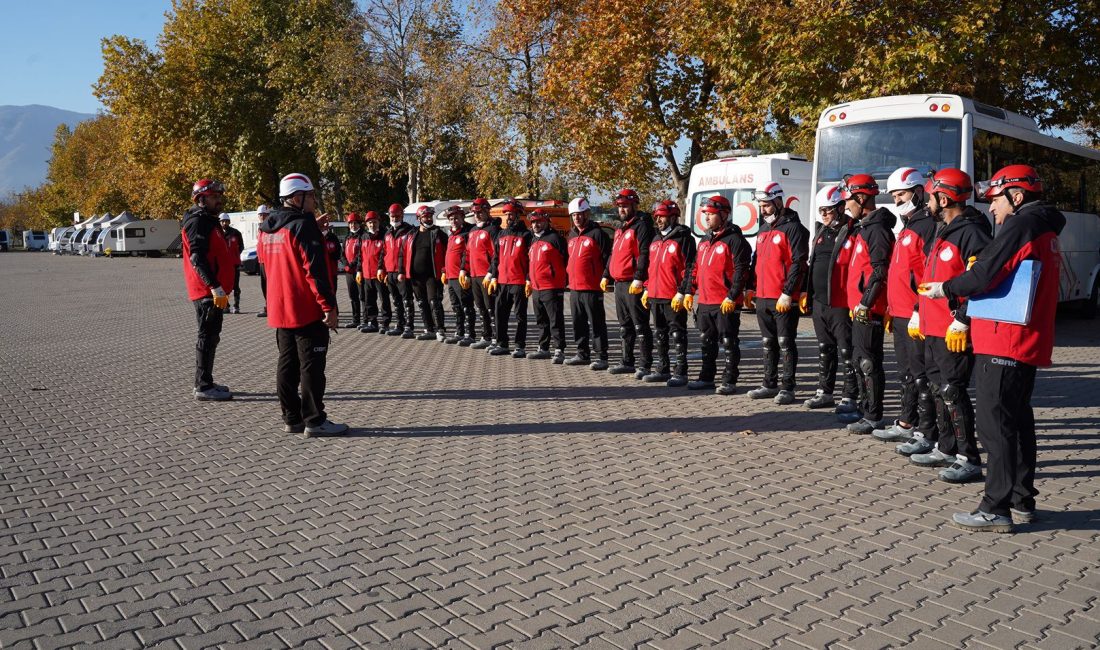 OBAK’a AFAD’dan Tam Not! Bursa’nın 22 Akredite Ekibinden Biri Oldu