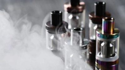 Kanada'da yapılan bir araştırmaya göre, özellikle böğürtlen aromalı elektronik sigaraların