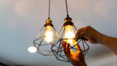 Enerji ve Tabii Kaynaklar Bakanı Alparslan Bayraktar, yeni bir elektrik