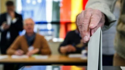 Almanya, Şansölye Olaf Scholz'un merkez sol koalisyon hükümetinin çökmesinin ardından