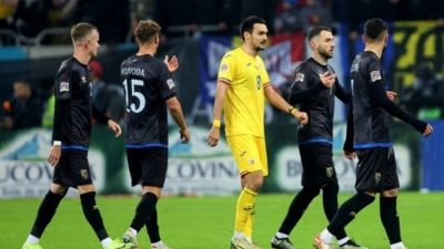 UEFA Uluslar Ligi'nde oynanan Romanya - Kosova maçın duraklamalarda durdu.
