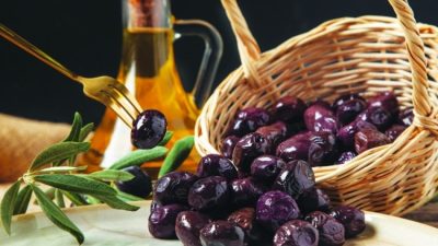 Ürün alımlarına Ekim ayında başlayan Marmarabirlik, ortaklara ikinci dilim olarak