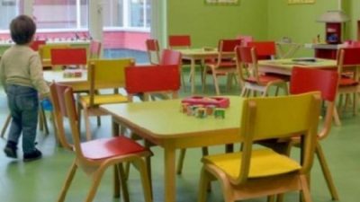 Çevre ve Şehircilik Bakanlığı, belediyelerin açtığı kreşlerin kapatılmasına ve yeni