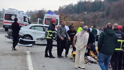 Bursa - Ankara Karayolu Bozüyük yakınlarında meydana gelen trafik kazasında