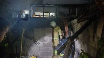 Bursa'nın Orhangazi ilçesinde meydana gelen olayda atılan sigara izmariti bahçede