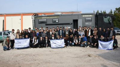 Bursa'da  'Milli Ağaçlandırma Günü' Bursa Uludağ Üniversitesinde düzenlenen fidan dikim