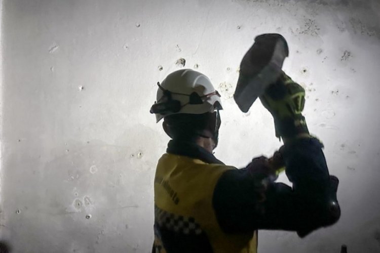 Suriye'de devrilen rejimin işkence merkezi Sednaya Hapishanesi'ndeki gizli hücreler ile