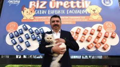 Yıldırım Belediyesi, çöpe gidecek yemek atıklarından kedi ve köpek maması