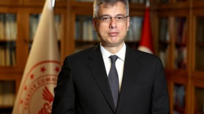 Sağlık Bakanı Kemal Memişoğlu, bir dizi ziyaretlerde bulunmak üzere bugün