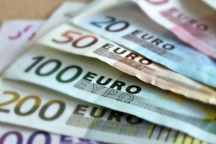 Dolar - Euro kaç TL? Dolar kuru en son ne
