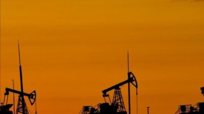 Dün 74,10 dolara kadar yükselen Brent petrolün varil fiyatı, günü