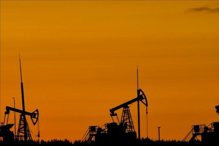 Dün 74,10 dolara kadar yükselen Brent petrolün varil fiyatı, günü