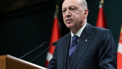 Türkiye'nin kilit konumda olduğunu söyleyen Erdoğan, 'AB üyeliği Türkiye için