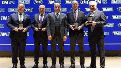 Türkiye İhracatçılar Meclisi'nin kuruluşundan bu yana görev üstlenen başkan ve