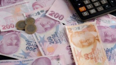Türk-İş asgari ücret için konuşulan rakamı kamuoyu ile paylaşacağını açıkladı.