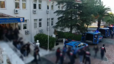 İçişleri Bakanı Ali Yerlikaya, 5 ayrı suç örgütüne yönelik düzenlenen