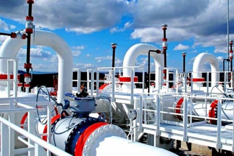 Enerji ve Tabii Kaynaklar Bakanı Alparslan Bayraktar, ABD'nin Gazprombank'a yönelik