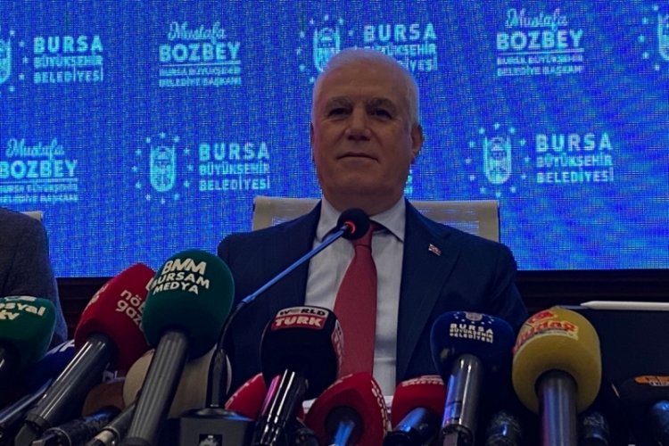 Bursa Büyükşehir Belediye Başkanı Mustafa Bozbey, Yıl Sonu Değerlendirme Toplantısı'nda,