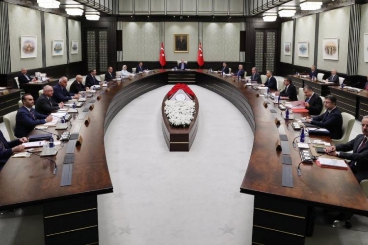 Kabine bugün Cumhurbaşkanı Erdoğan liderliğinde Beştepe'de toplanıyor. Toplantının ana gündem