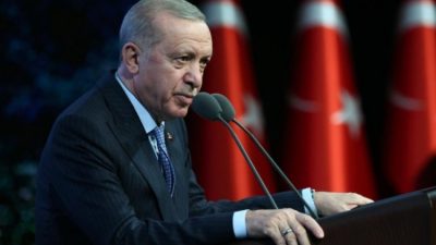Cumhurbaşkanı Erdoğan yaptığı paylaşımda, "2025 yılında asgari ücret, %30 artışla
