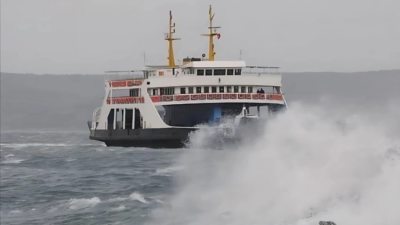 Meteoroloji Genel Müdürlüğü, Batı Karadeniz ve Marmara'ya fırtına uyarısında bulundu.