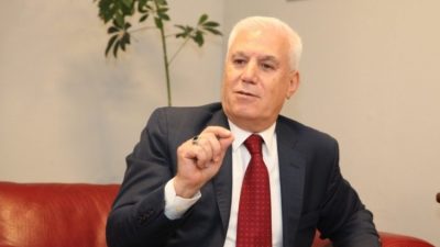 Bursa Büyükşehir Belediye Başkanı Mustafa Bozbey adını kullanarak emekli vatandaşları