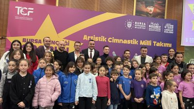  Bursa Büyükşehir Belediyesi tarafından düzenlenen ‘Bursa Gençliği Sporun Yıldızları ile