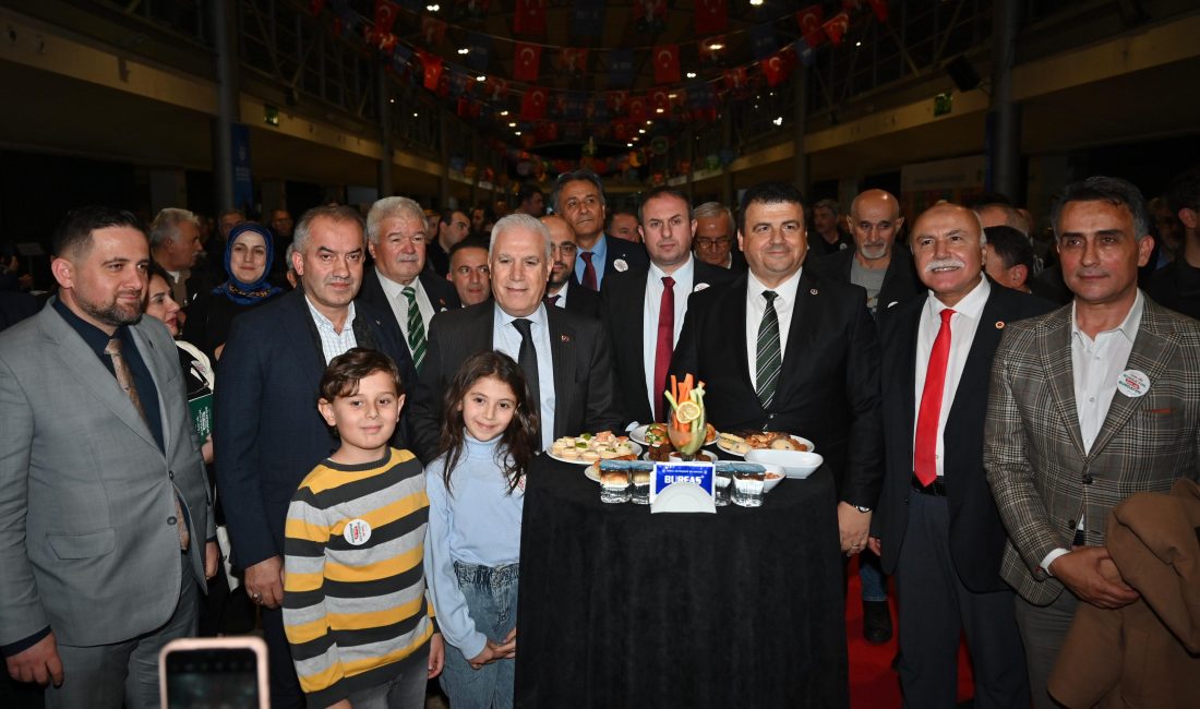  Bursa Büyükşehir Belediye Başkanı Mustafa Bozbey, 5 Aralık Dünya Gönüllüler