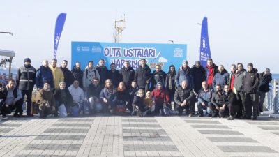  Bursa Büyükşehir Belediyesi tarafından düzenlenen ‘Balık Tutma Yarışması’nda teknelerle Marmara