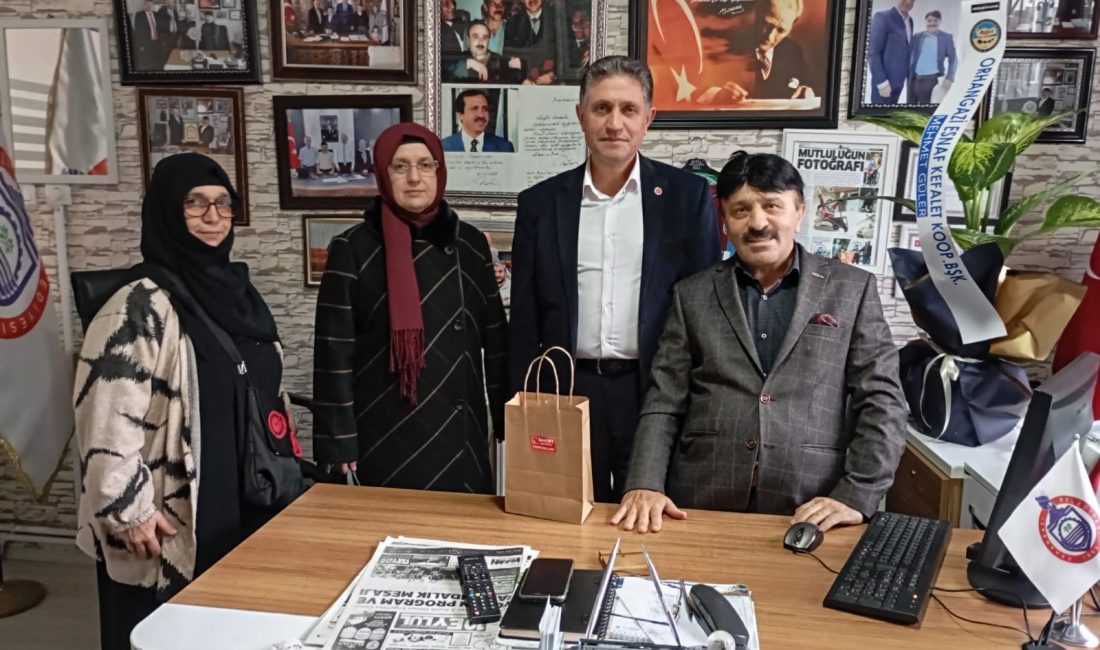 Bursa'nın Orhangazi ilçesinde Saadet Partisi ilçe yönetimi, kadın kolları ile