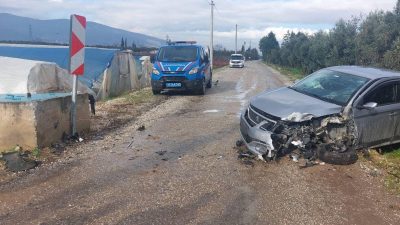Bursa’nın Orhangazi ilçesinde meydana gelen trafik kazasında sürücünün direksiyon hakimiyetini