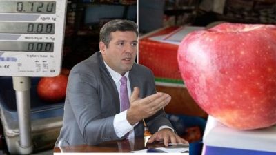 Bursa'da Orhangazi esnaf ve sanatkarlar odası başkanı Turgay Durmuş, vatandaşları