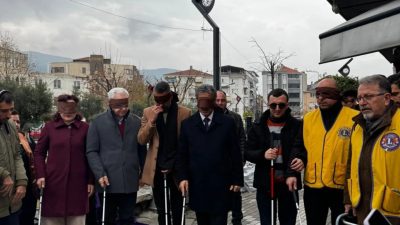 Bursa'nın Gemlik ilçesinde 3 Aralık Engelliler Günü nedeniyle düzenlenen etkinlikte,
