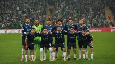 Binlerce Bursaspor taraftarı, Ziraat Türkiye Kupası 4. Eleme Turu'nda takımını