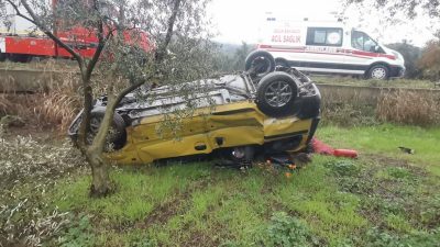 Bursa'da, Orhangazi - İznik yolu üzerinde meydana gelen trafik kazasında