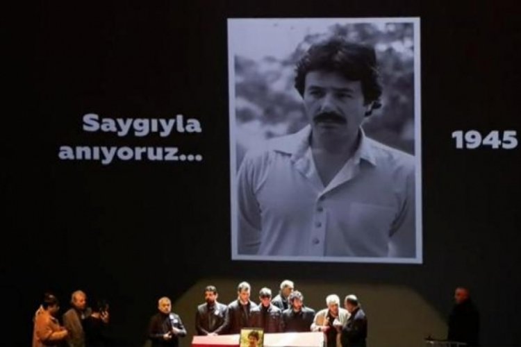 Bir süredir tedavi gördüğü Antalya'daki hastanede hayatını kaybeden müzik ve