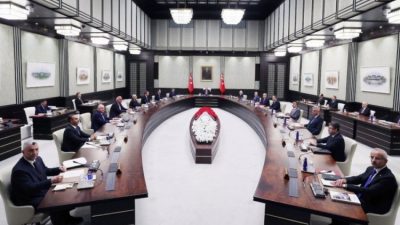Kabine toplantısı bugün Beştepe'de Cumhurbaşkanı Recep Tayyip Erdoğan başkanlığında gerçekleştirilecek.