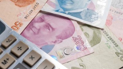 Türk Lirası'nın reel değeri, aralık ayında 67,12'ye yükseldi. Reel efektif