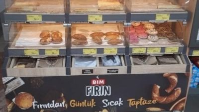 Küçük esnaflara ve mahalle bakkallarına haksız rekabetle zarar verdiği gerekçesi