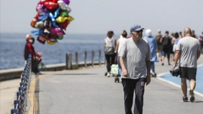 Emekli olanlar emekli maaşlarını, emeklilik bekleyenler de emekli olacakları tarihi