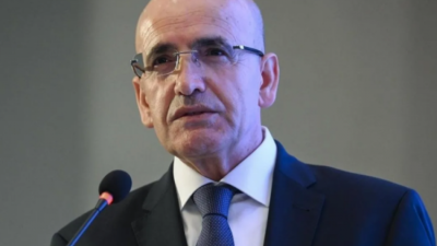 Hazine ve Maliye Bakanı Mehmet Şimşek, deprem bölgesindeki mükelleflerin yüzde