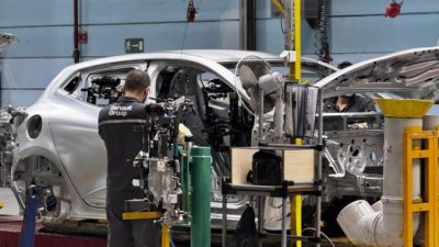 Bursa'nın otomotiv devi Renault'ta iddiaya göre, tasarruf gerekçesiyle ısıtıcılar kapatıldı,