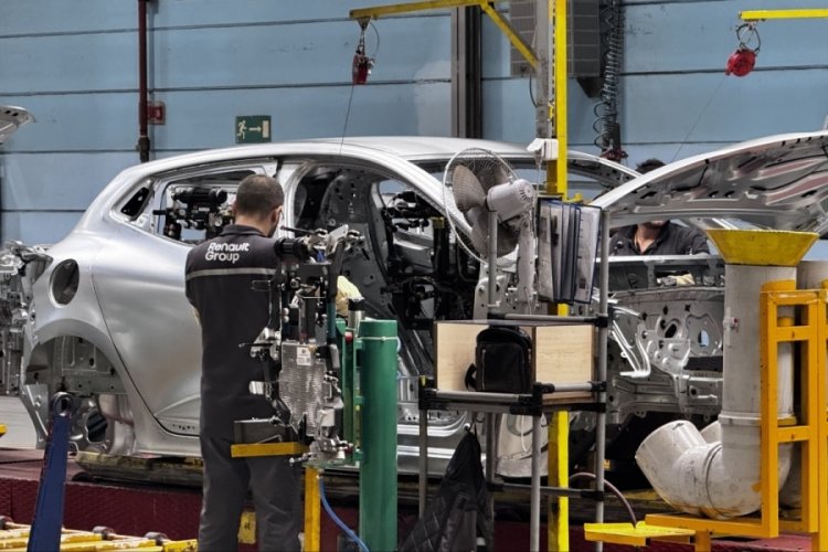 Bursa'nın otomotiv devi Renault'ta iddiaya göre, tasarruf gerekçesiyle ısıtıcılar kapatıldı,