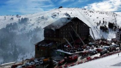 Bolu Belediyesinin, Grand Kartal Otel'de açılmak istenen 70 metrekarelik kafe
