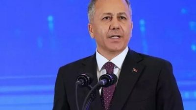 İçişleri Bakanı Ali Yerlikaya, Türkiye'de bulunan Suriyelilerin güncel sayısını paylaştı.