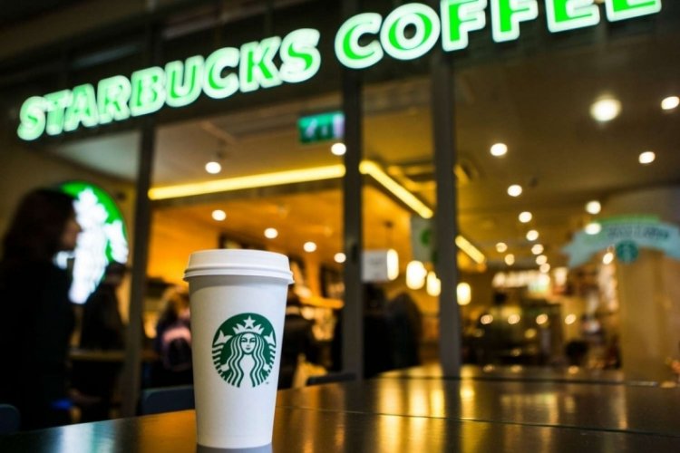 Dünyanın en büyük kahve zincirlerinden Starbucks, 2025 mali yılının ilk