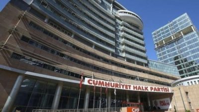 CHP, cumhurbaşkanı adayını üyelerine sorarak belirleme kararı aldı. CHP'de hedefin